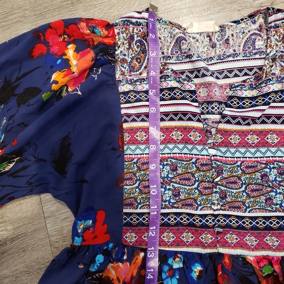 Navy floral elbow length sleeve tunic - Picture 5 of 9